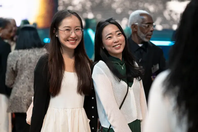 TPH_Homepage_Image_CommunityGroupSection_3_2