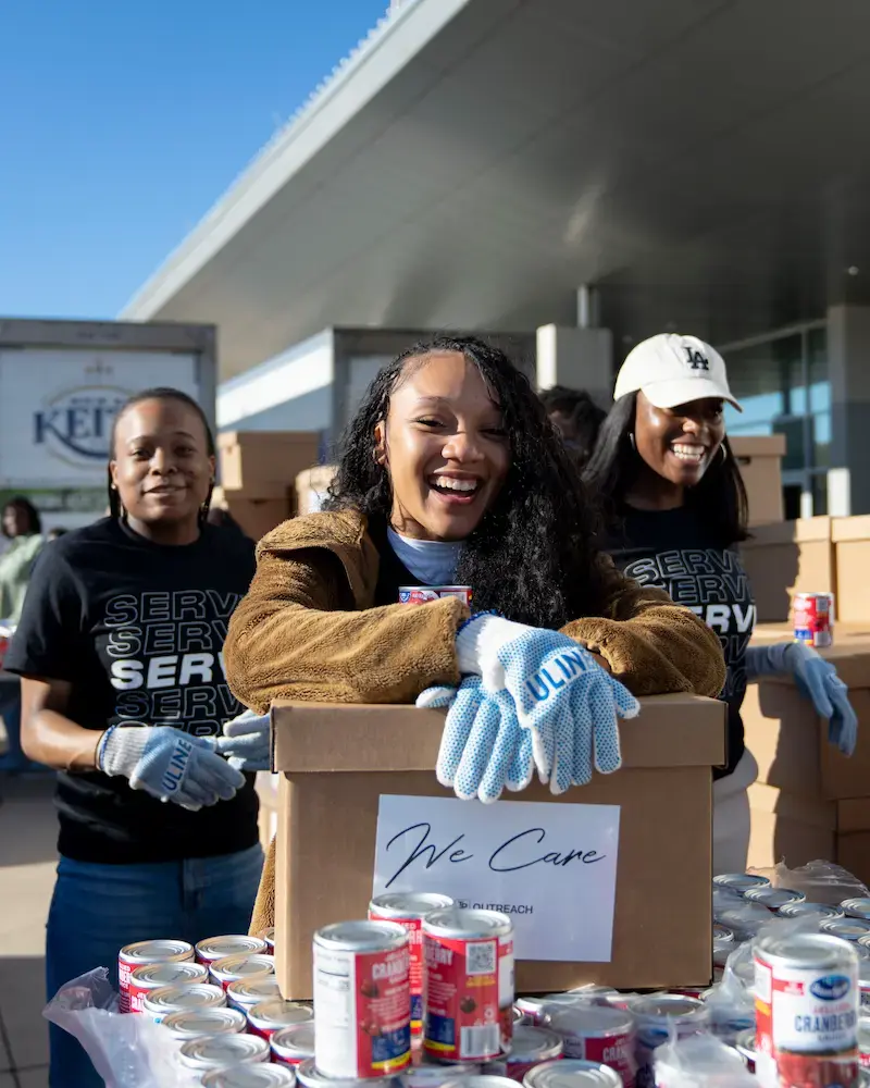 TPH_Homepage_Image_Volunteer_Asset3_4_5